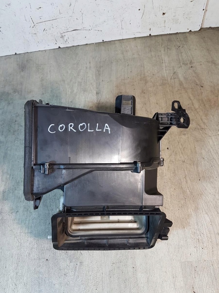 фото №4, Воздуходувка кондиционер корпус toyota corolla e12