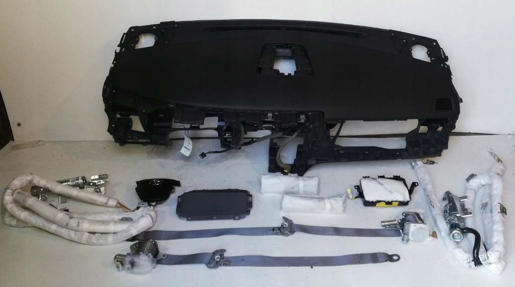 фото №1, Toyota sienna панель приладів консоль подушка безпеки подушки безпеки