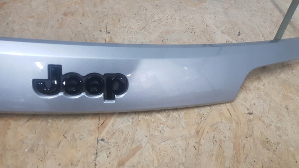 фото №4, Jeep compass ii 2 накладка кришки задній задня