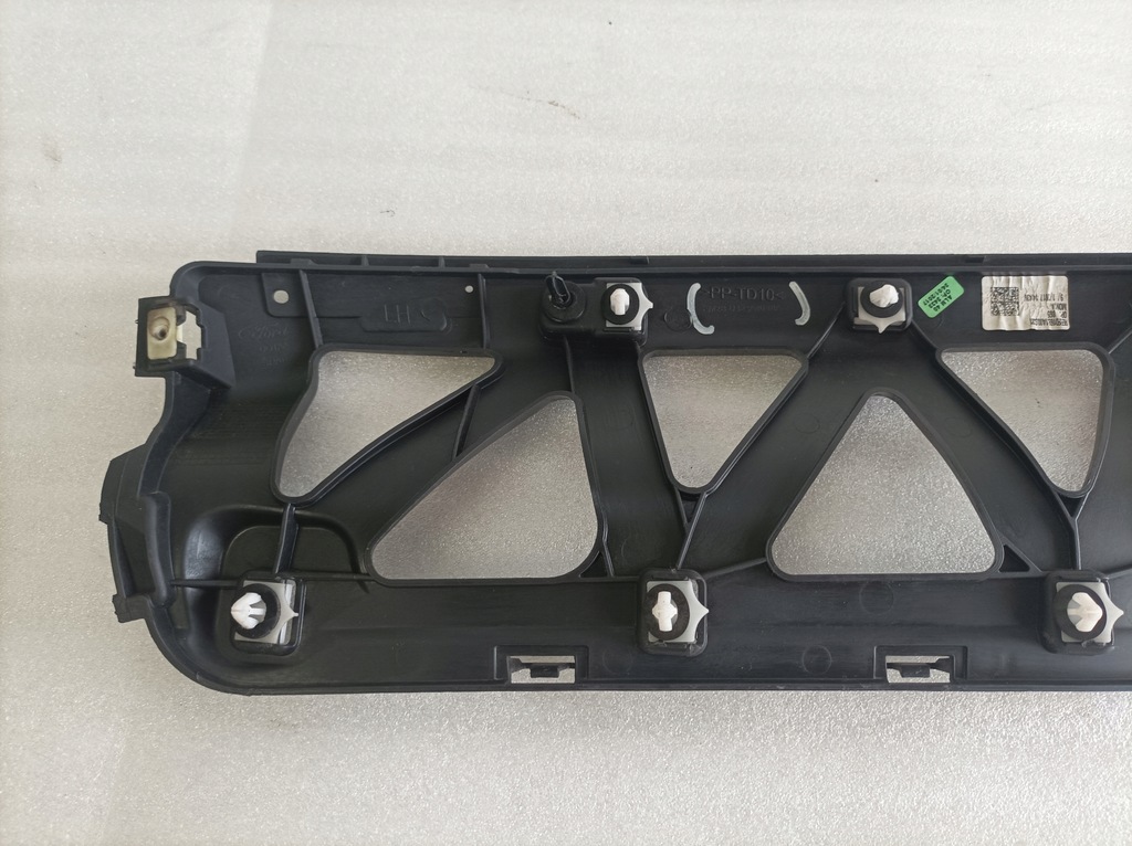 фото №6, Ford galaxy mk4 накладка задний крышки em2b-u423a40