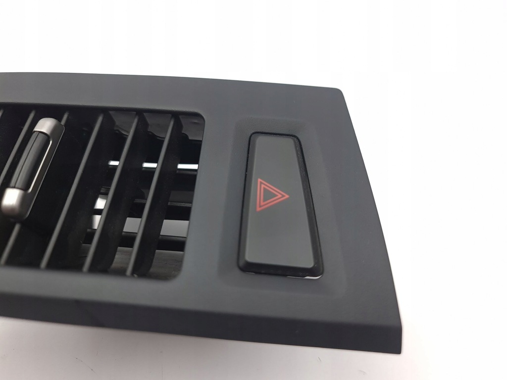 фото №9, Mitsubishi pajero 2007 левая сторона решётки обдув