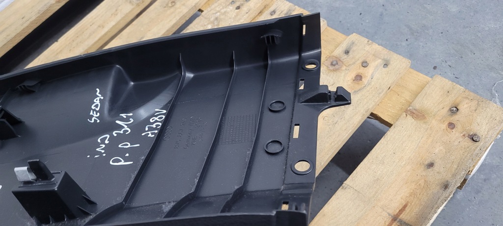 фото №13, A3 8v захист обшивка стійка права правий перед sedan 8v5867240