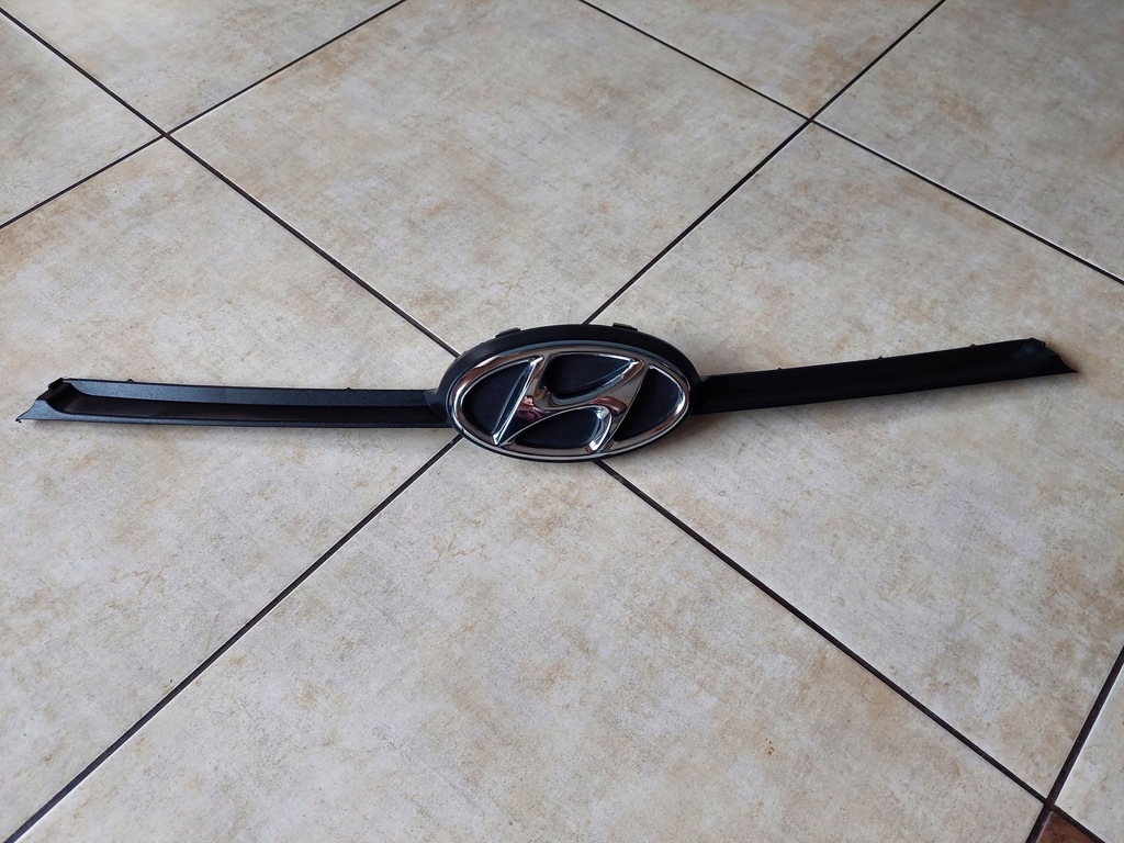 фото №1, Решітка радіатора - решітка радіатора - hyundai i10 ii - lift - 16-19