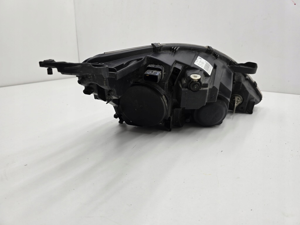 Купить Peugeot 308 2 t9 фара левая левое  перед 9677523080