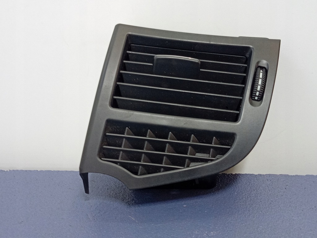 фото №1, Mercedes s w221 решітка обдув права