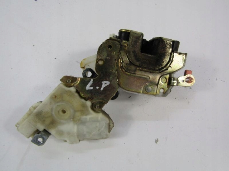 фото №1, Almera tino замок дверь перед левый