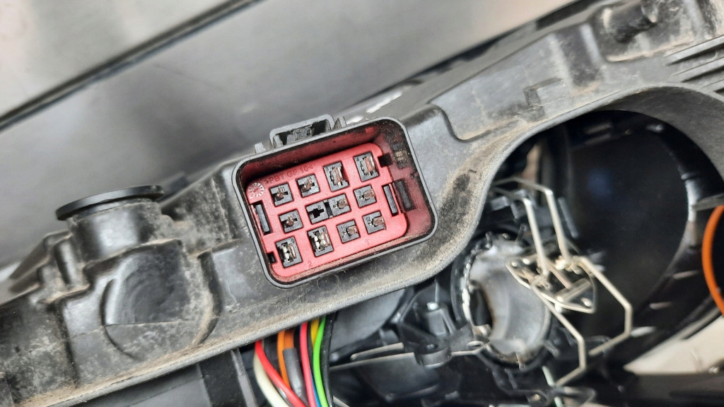 фото №12, Фара правий ксенон поворотний volvo v70 iii s80 ii