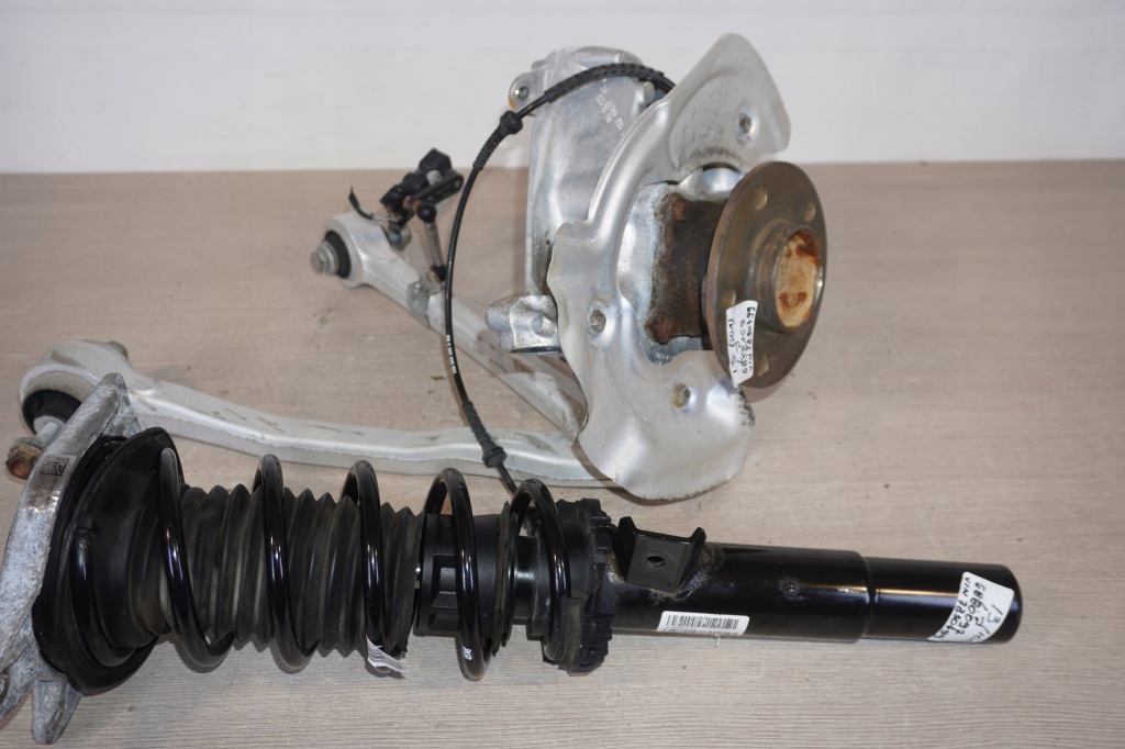 фото №4, Поворотний кулак амортизатор bmw i3 lci 6852159