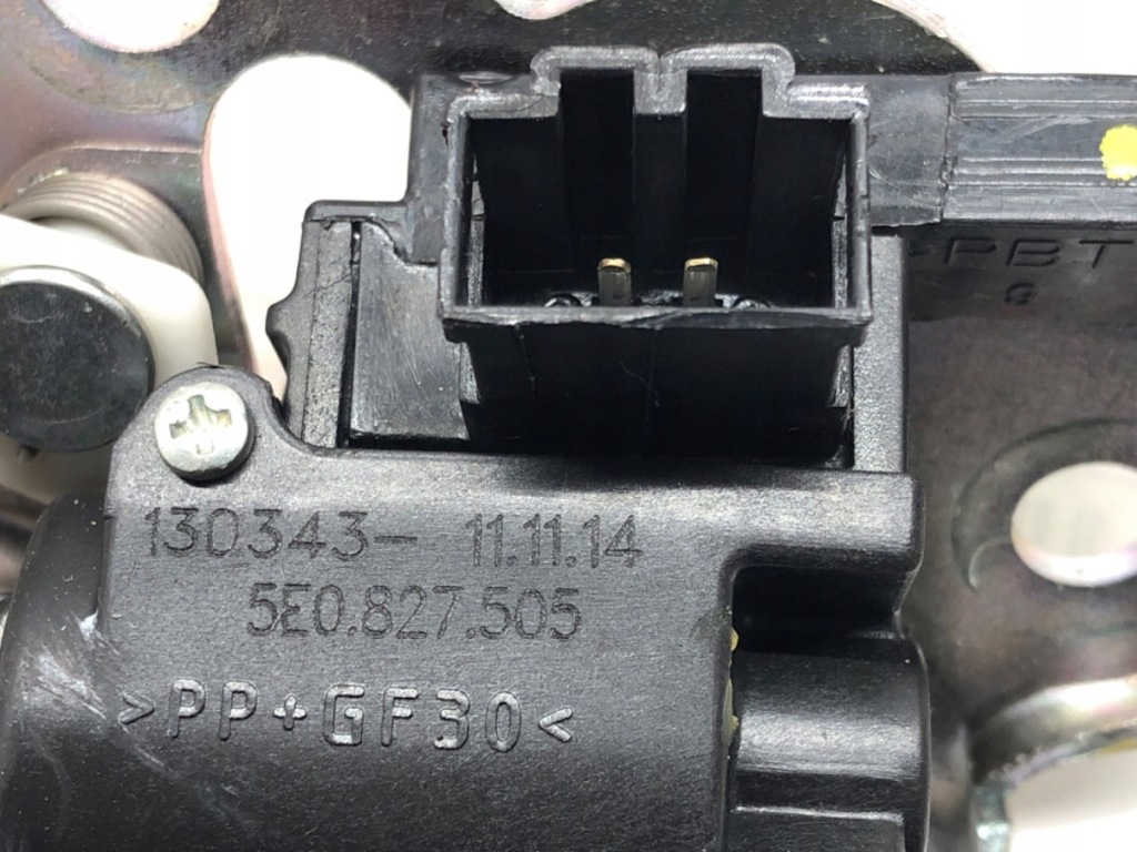 фото №3, Замок кришки задня skoda rapid хетчбек 5e0827505