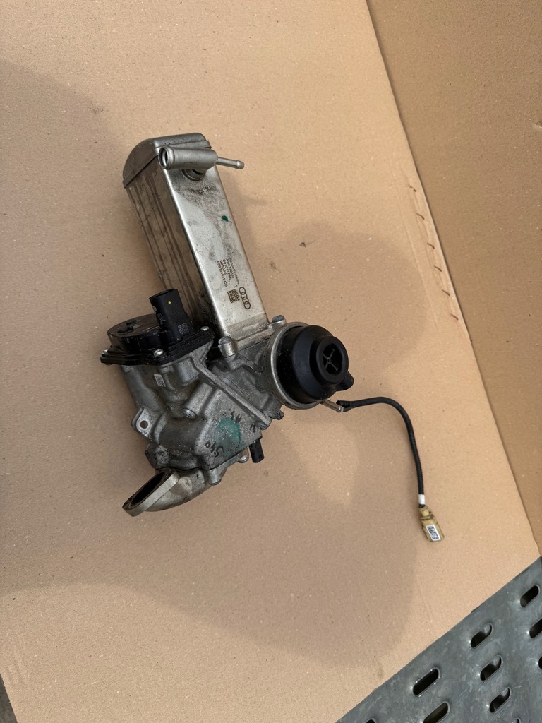 фото №1, Vw audi porsche 3.0 tdi радіатор вихлопних газів клапан egr 059131511cs