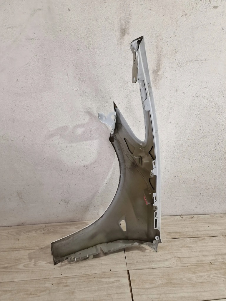 Крыло  перед передний правый  tesla model 3 оригинал Доставка