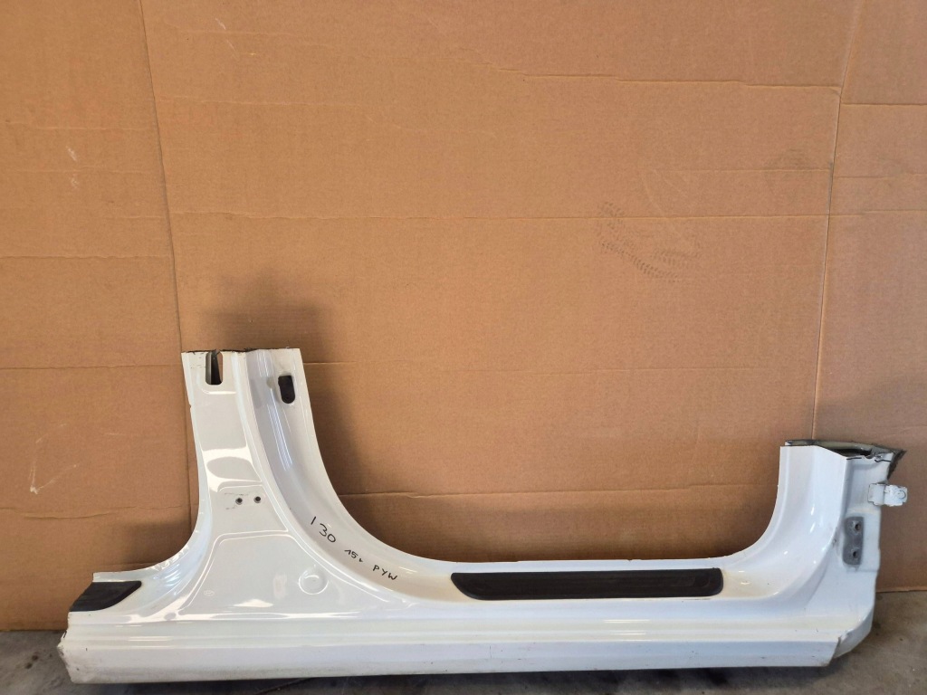 Купить Hyundai i30 2 12-16 порог правый  передок  pyw