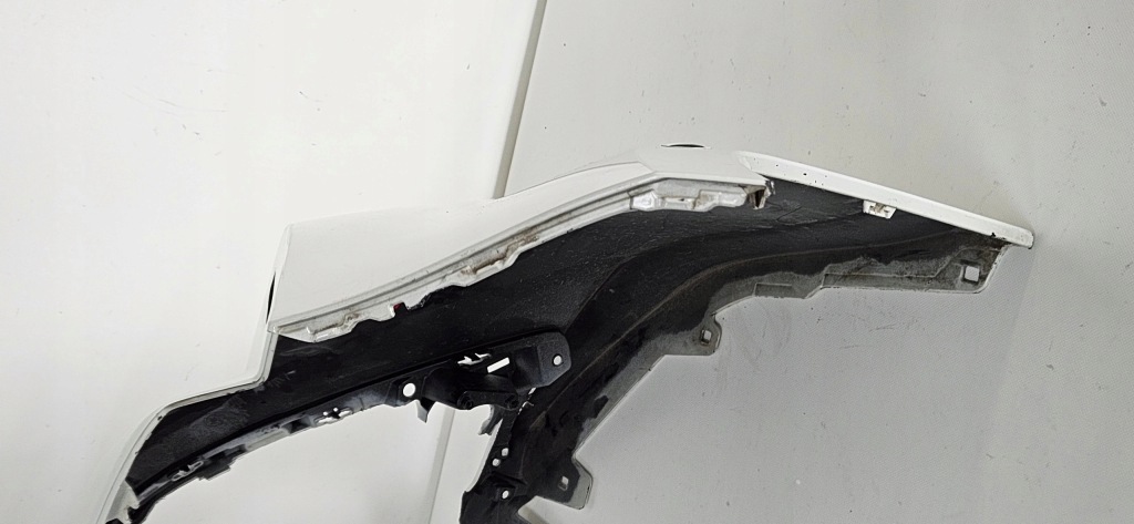 фото №13, Бампер передний corolla e21 lift 22- hb kombi pdc