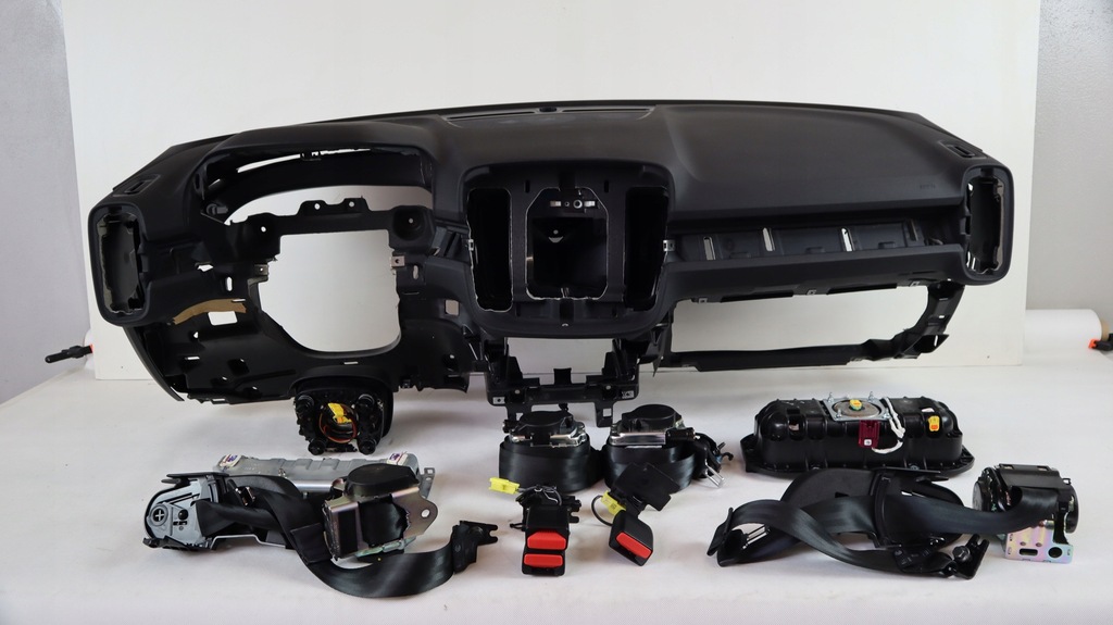 фото №12, Volvo xc40 панель приладів приладова набір подушка безпеки