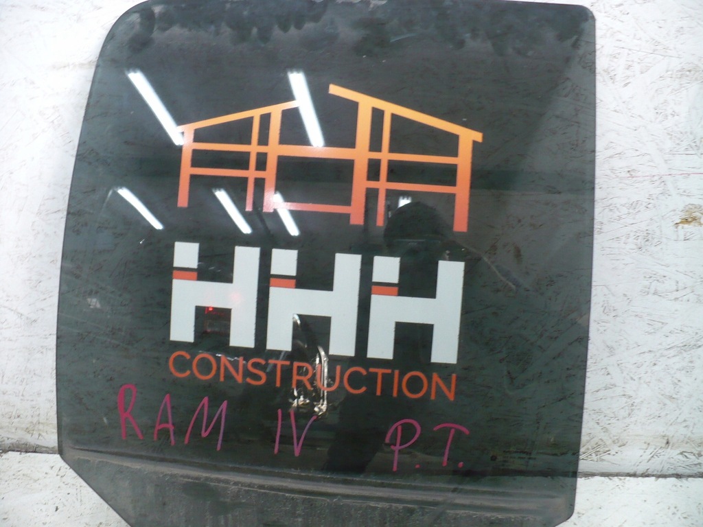 фото №1, Стекло правый задняя dodge ram iv