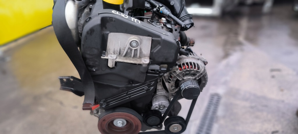 Двигатель комплектный  renault megane scenic clio 3 1.5 dci 9km768 в Украине