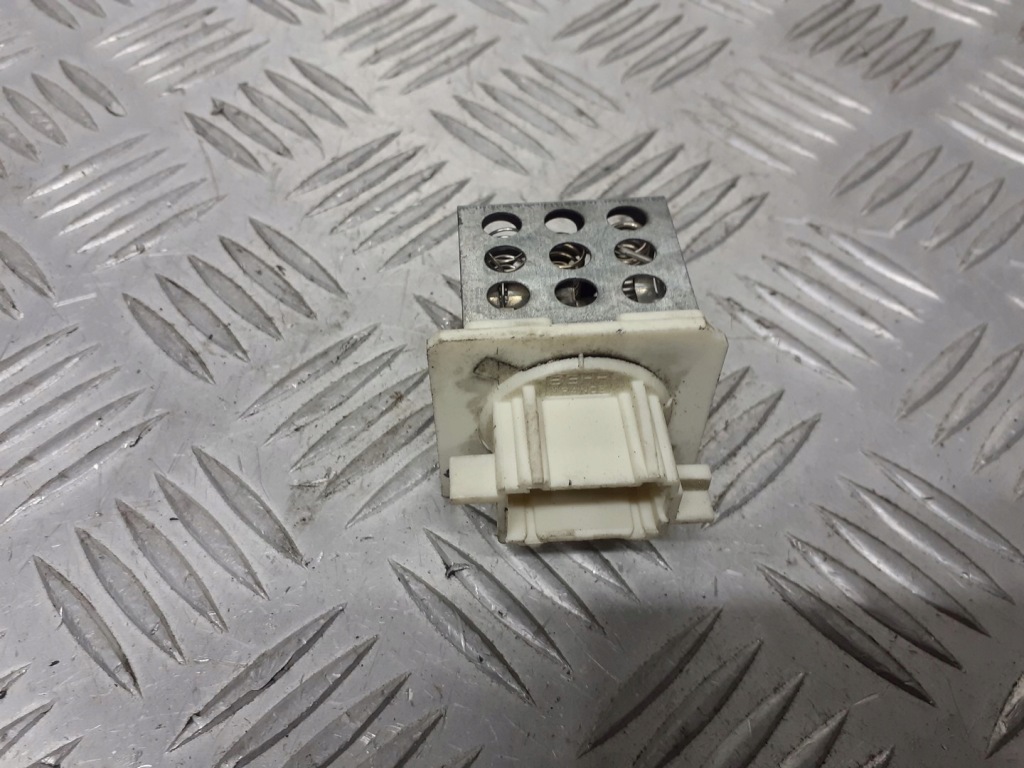 фото №1, Резистор резистор вентилятор peugeot 206 sw