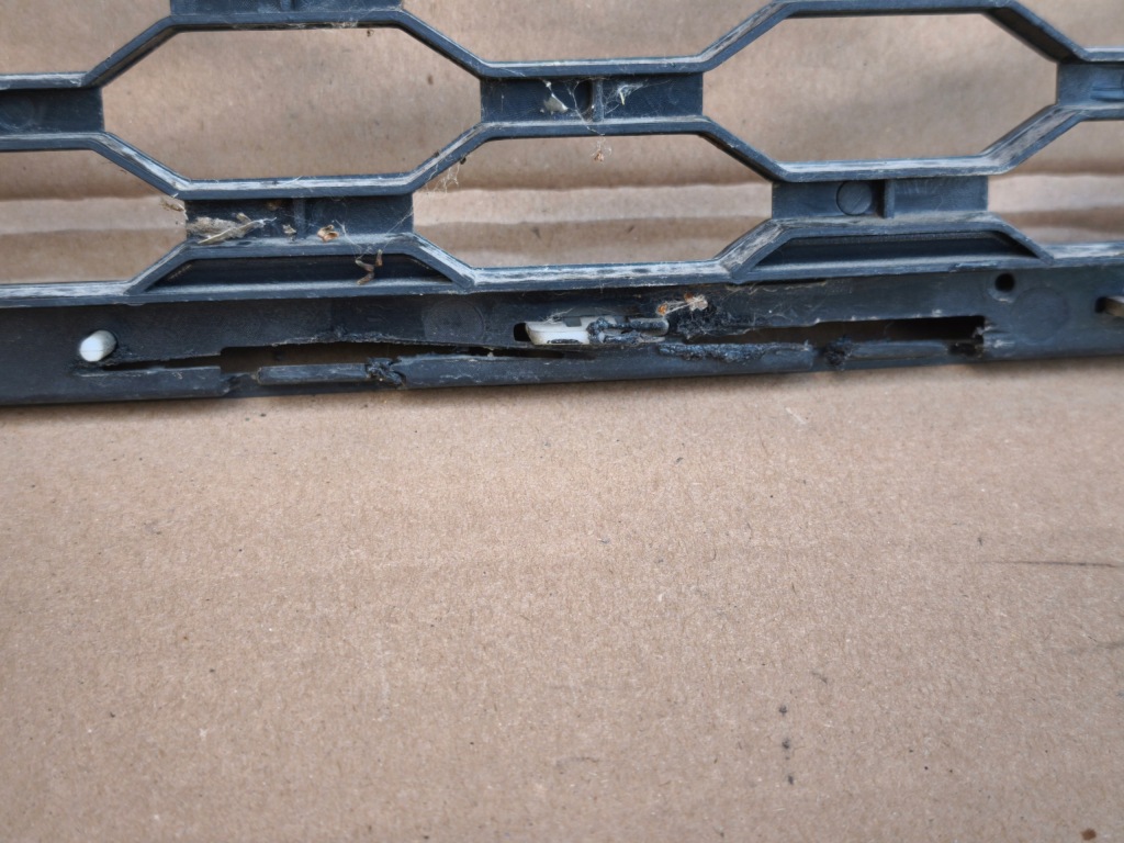 фото №13, Ford mondeo mk5 2.0 tdci решітка радіатора решітка радіатора бампера передній бампер перед