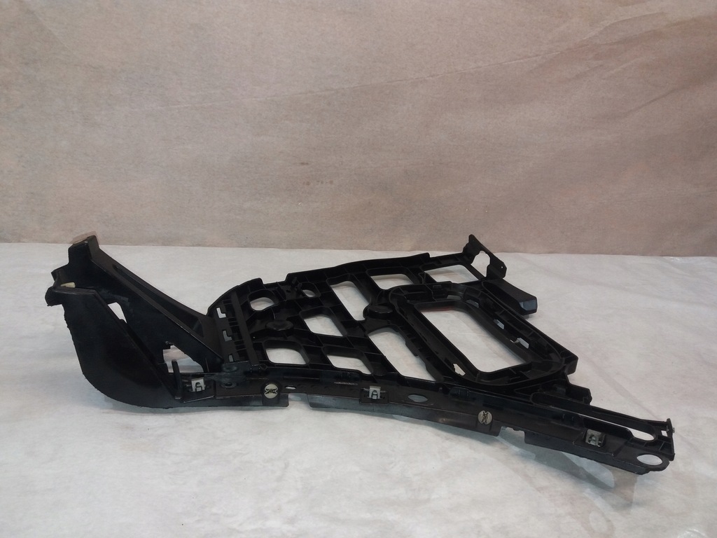 фото №10, Направляющая бампера задняя левый porsche cayenne 7p5807771