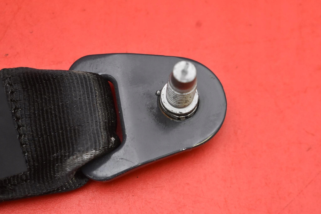 Pas безпеки правий перед натягувач 0611070 citroen c-elysee 2 ii 12-17 в Україні