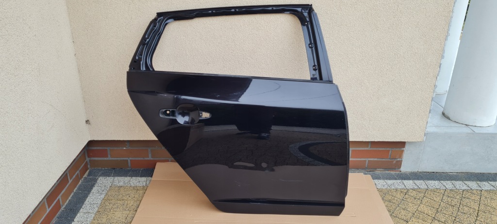 фото №1, Дверь volvo v60 2013-2018 правое задняя задние