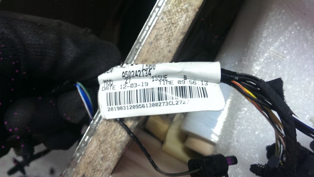 фото №3, Жгут pdc задняя range rover velar j8a2-15b484-cb