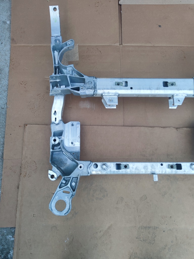 фото №10, Chevrolet camaro ss передні підрамник 2016+