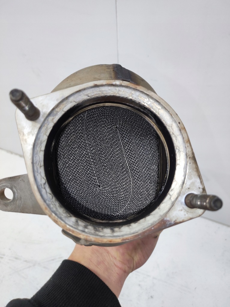 Каталізатор праві bmw xm g09 4.4b в Україні