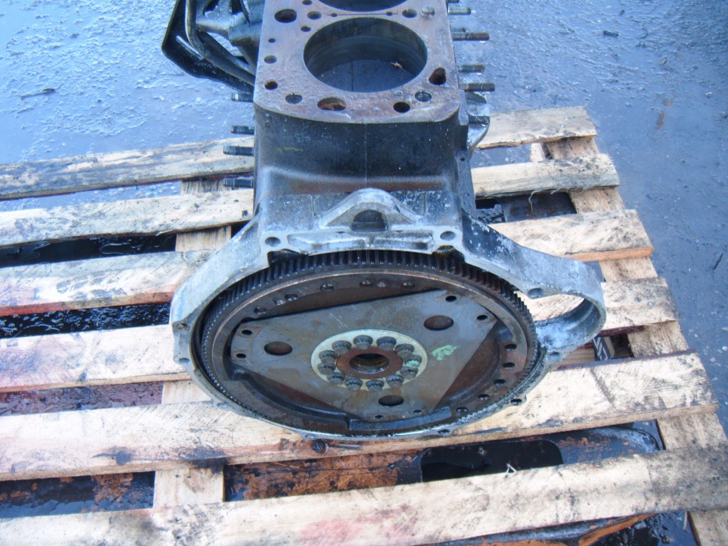 Mercedes w123 75- 2.3 m115 блок двигателя 1150110501 с Разборки