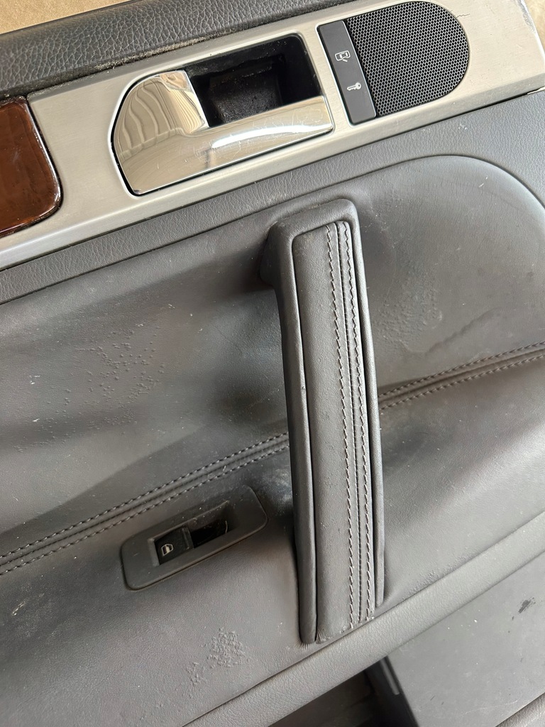 фото №7, Volkswagen touareg 7l обшивка дверь левый задняя 7l6861317a
