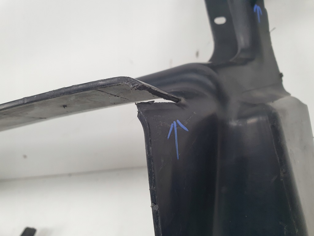 фото №8, Воздуховод воздуха volvo s40 ii v50 c30 30678471