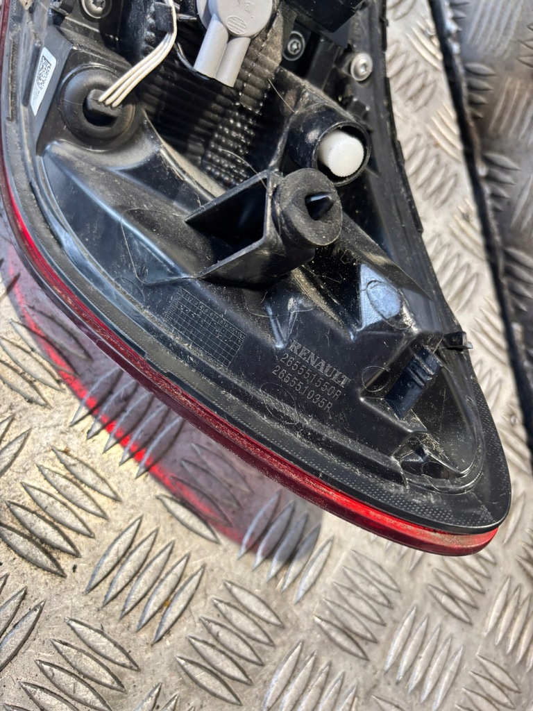 фото №6, Renault clio v лампа задняя левая led 265551550r