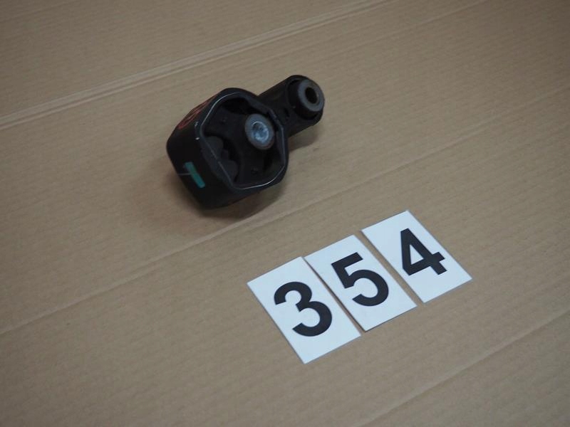 фото №5, Кронштейн подушка двигуна mazda 6 iii gj