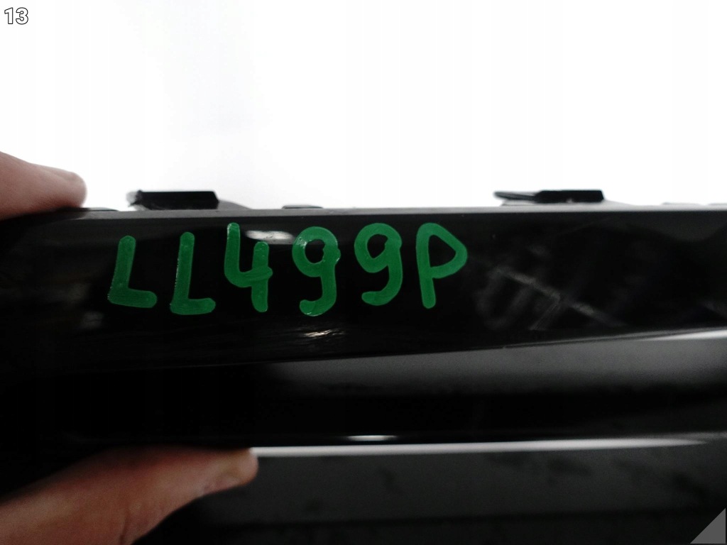 Bmw x2 f39 zwykły/basic 17-23 решётка  решётка w бампер перед правый Недорого