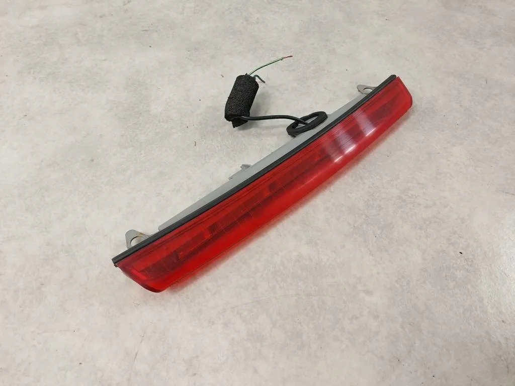фото №3, Світло стоп toyota avensis t25 kombi