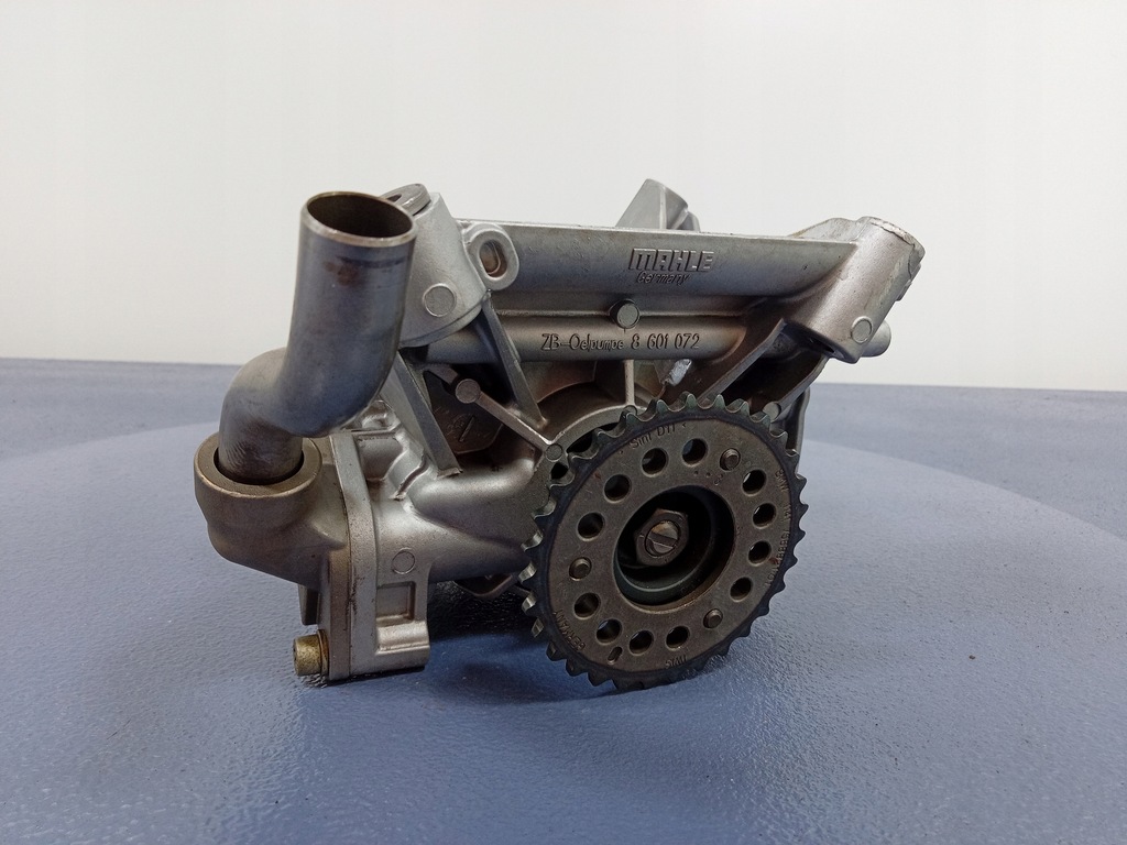 фото №5, Bmw 7 g11 g12 4.4 v8 n63b44 насос масла 8601072