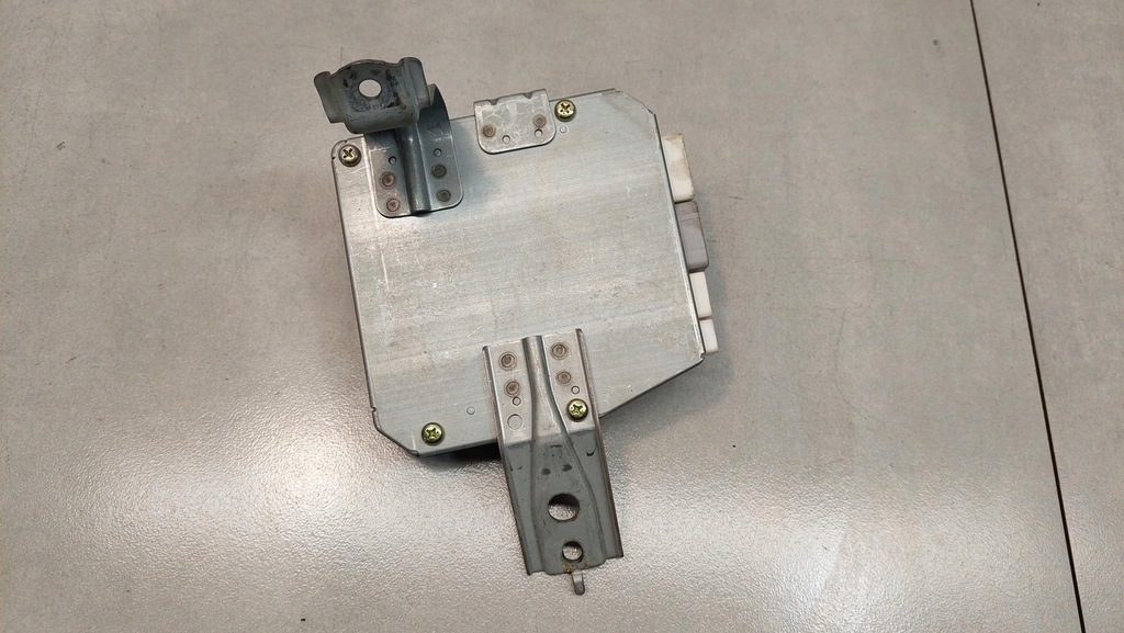 фото №6, Блок управления усилителя corolla e12 1.6 b 8965002010