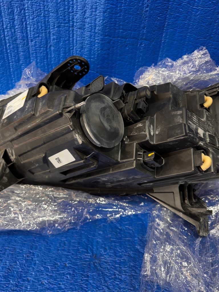 фото №15, Лампа перед права dacia sandero iii 3 led 20- 260107978r