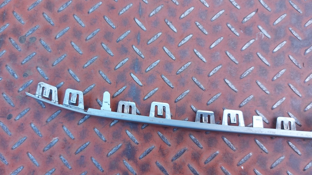 фото №11, Молдинг декоративная средняя bmw 2 u06 24-