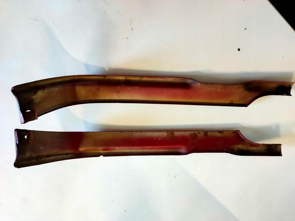 фото №8, Молдинг захист pod фара mercedes 107