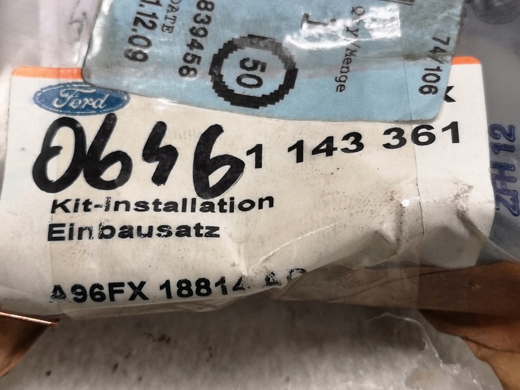 фото №2, Рамка радио ford fiesta iv 1995-2002 nowa оригинальная 1143361