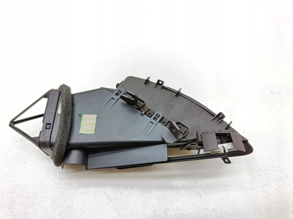 фото №9, Opel zafira c 2012 бічна решітка обдув панелі приладової панелі