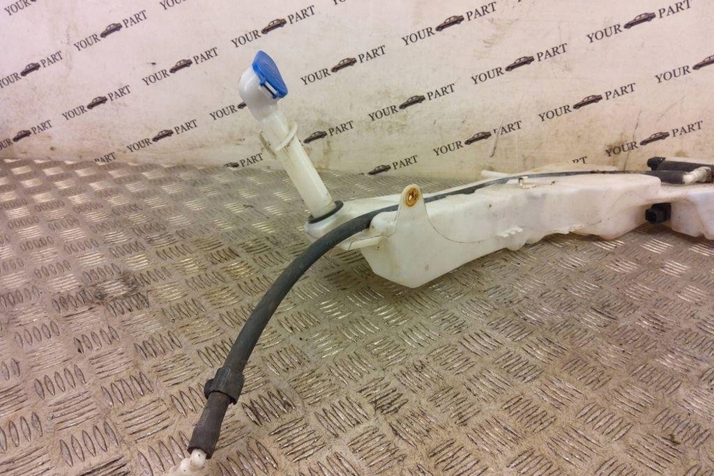 фото №11, Бачок омывателя ford kuga i 3m5113k163 2.0l дизель 120kw 2011