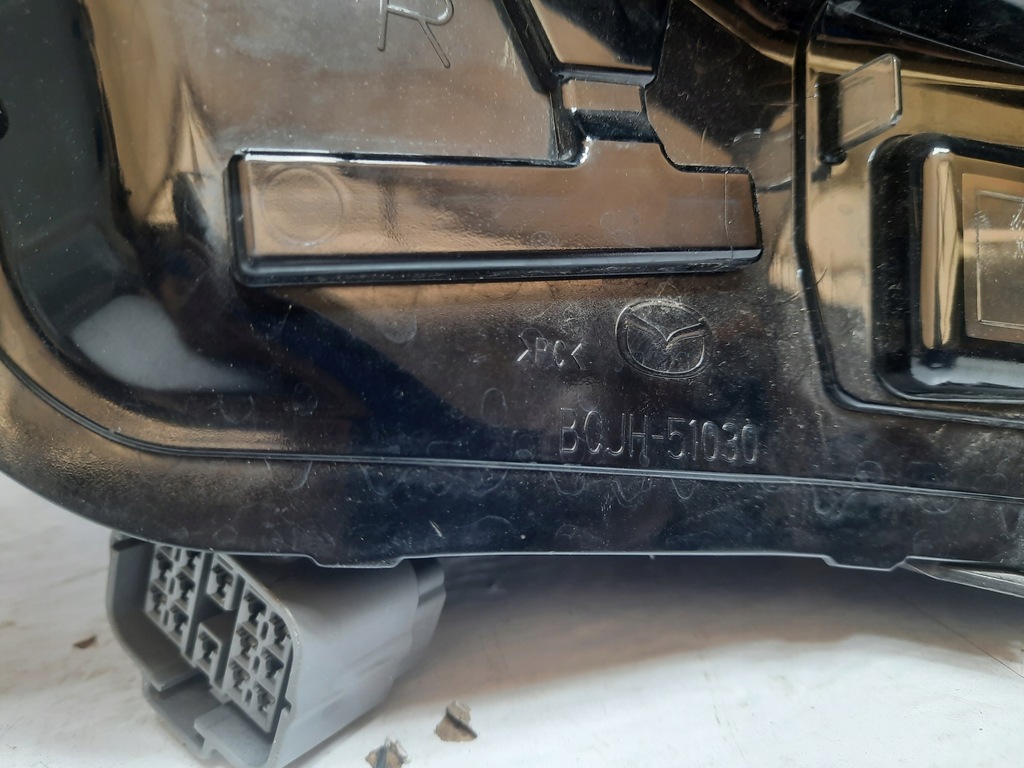 фото №13, Mazda 3 iv bp 19- лампа левый перед b0jh-51030 usa