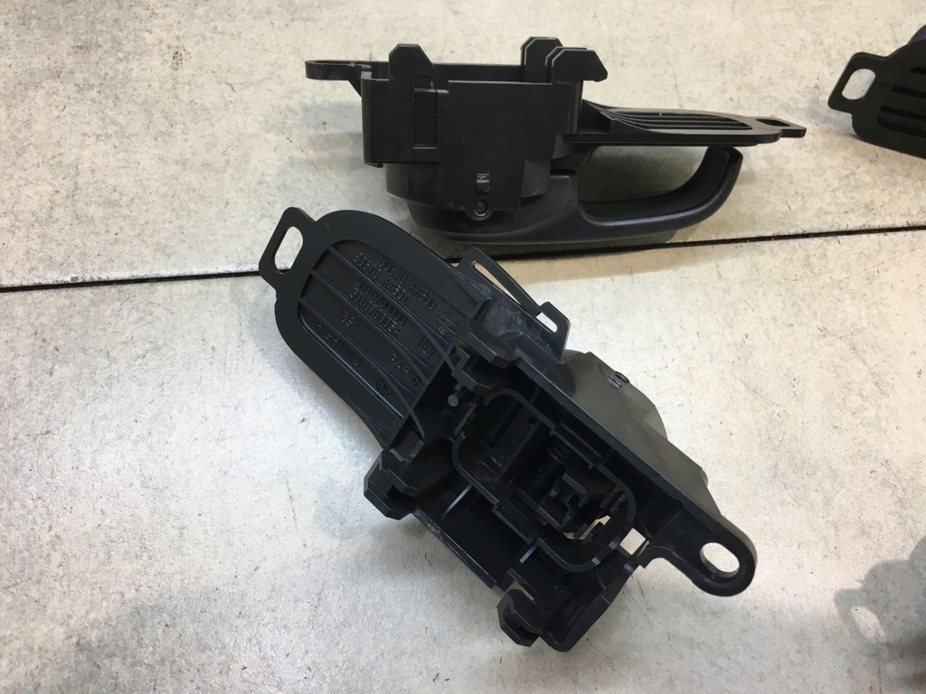 фото №11, Ручка внутренняя комплект nissan micra k12