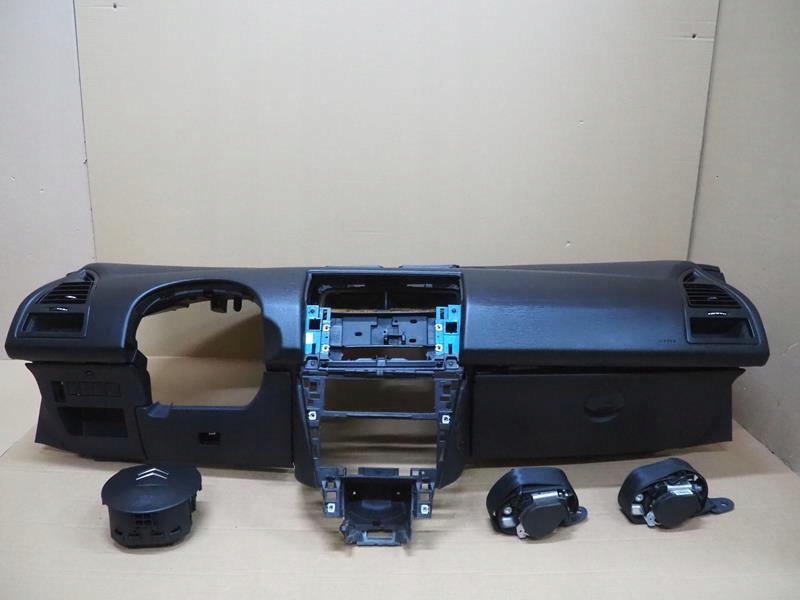 фото №1, Приборная панель консоль ремни подушки безопасности подушка безопасности citroen c4 i