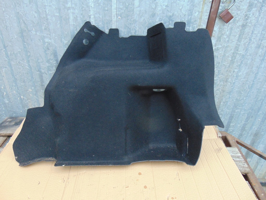 фото №9, Обшивка оббивка багажника права ford b-max