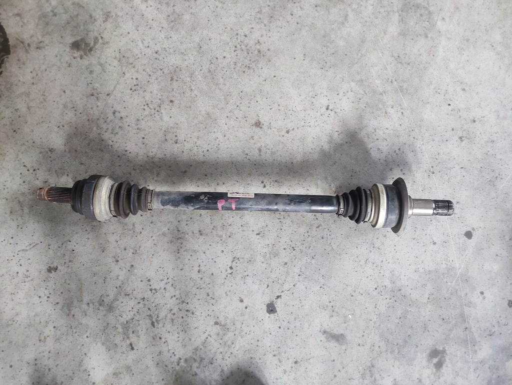 фото №1, Приводной вал правый задняя bmw 6 f06 xdrive usa m-pakiet