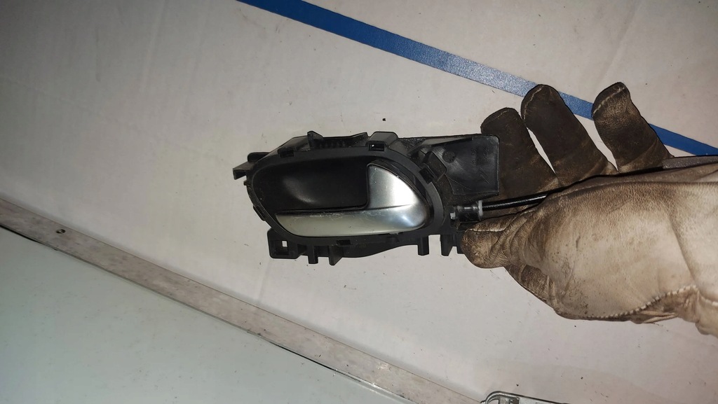 фото №5, Peugeot 208 замок дверь правый перед 5 pin