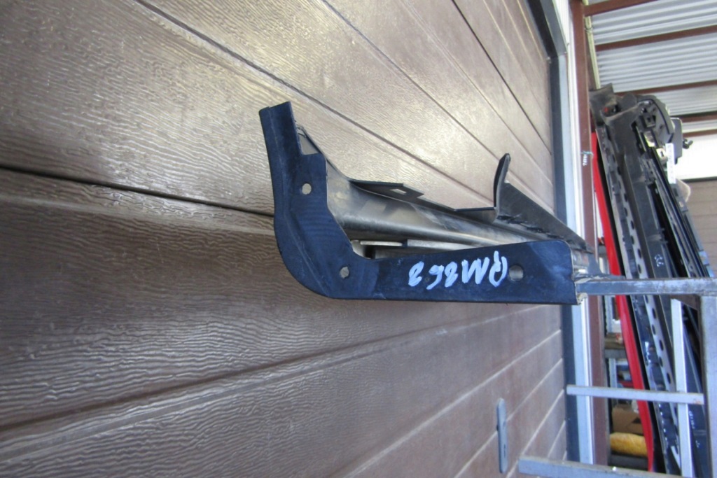 Молдинг порог правая mercedes glc x 253 amg порог Оригинал